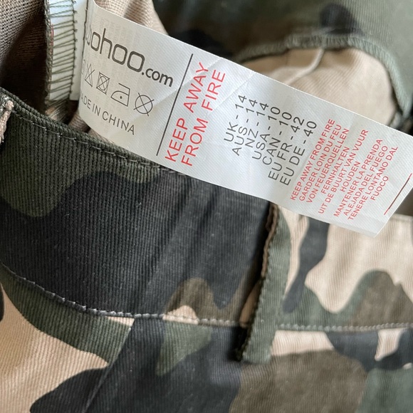 NWT BOOHOO CAMO PRINT CARGO PANTS SIZE 10 - Picture 11 of 11